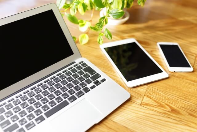 パソコンとスマホ